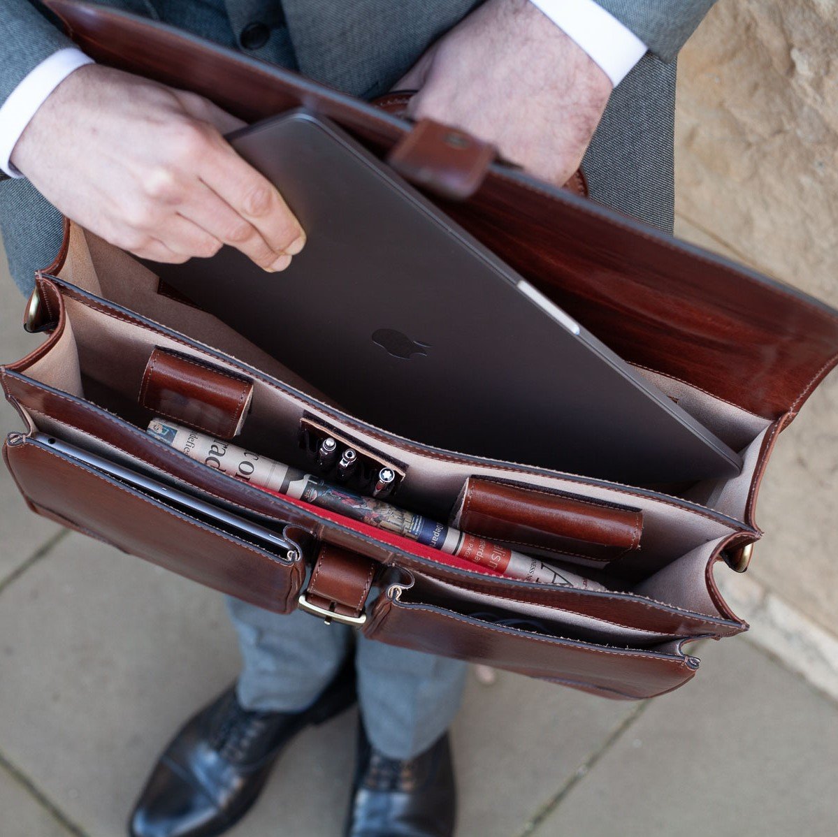 tomacelli briefcase maxwell scott