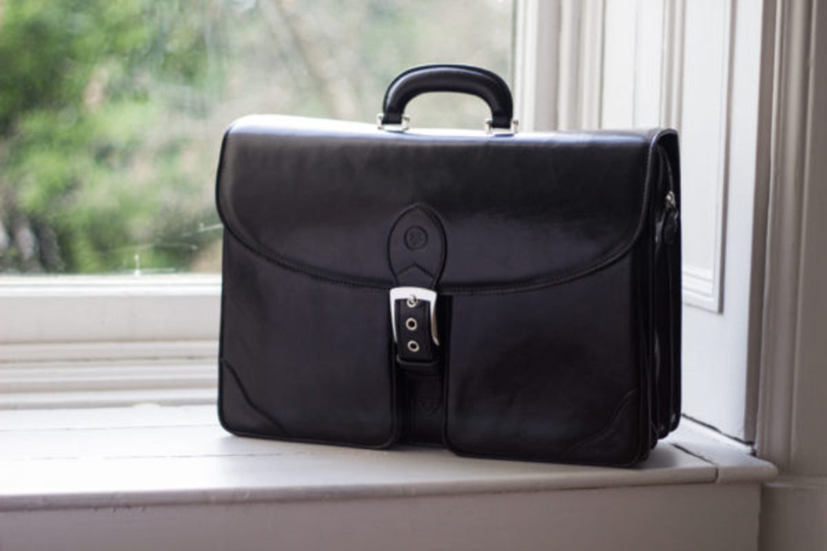 The Tomacelli Briefcase | Craft, Design & Everyday Function