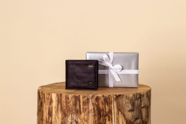 personalised leather gift ideas