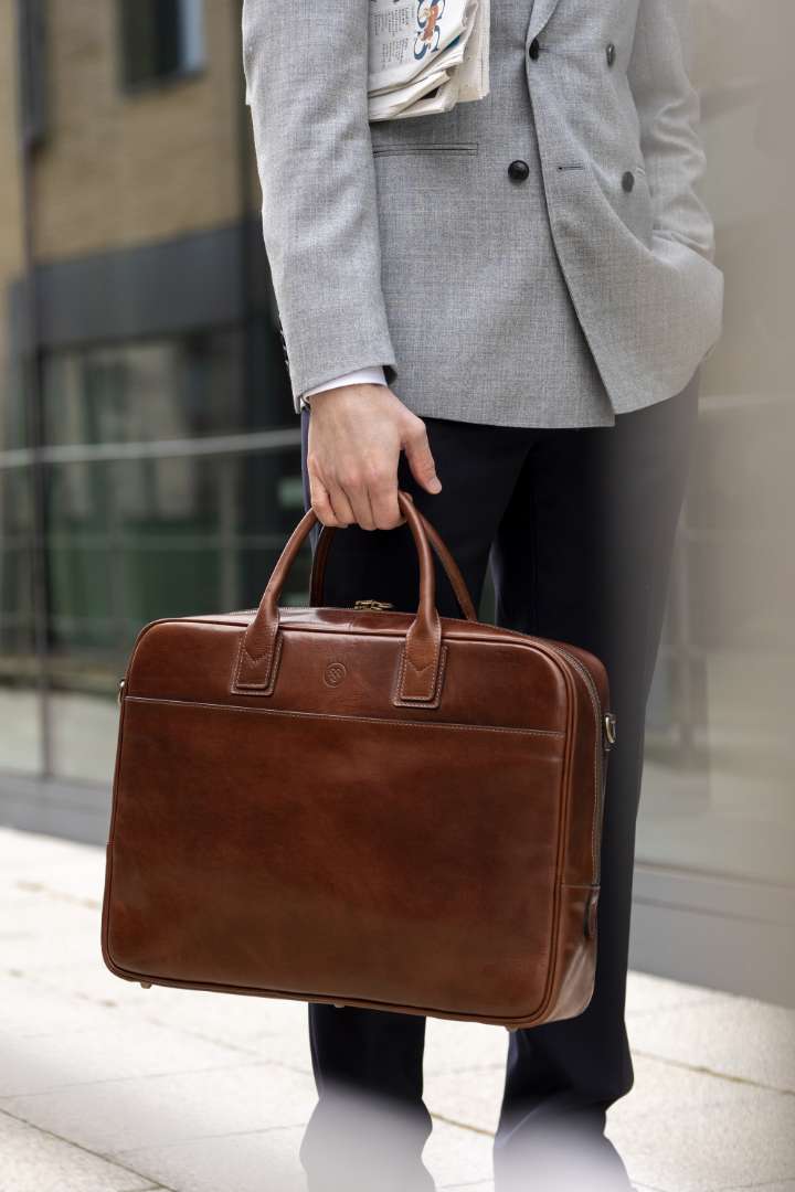 Men's Best Leather Briefcase in Tan for large Macbook pro laptop