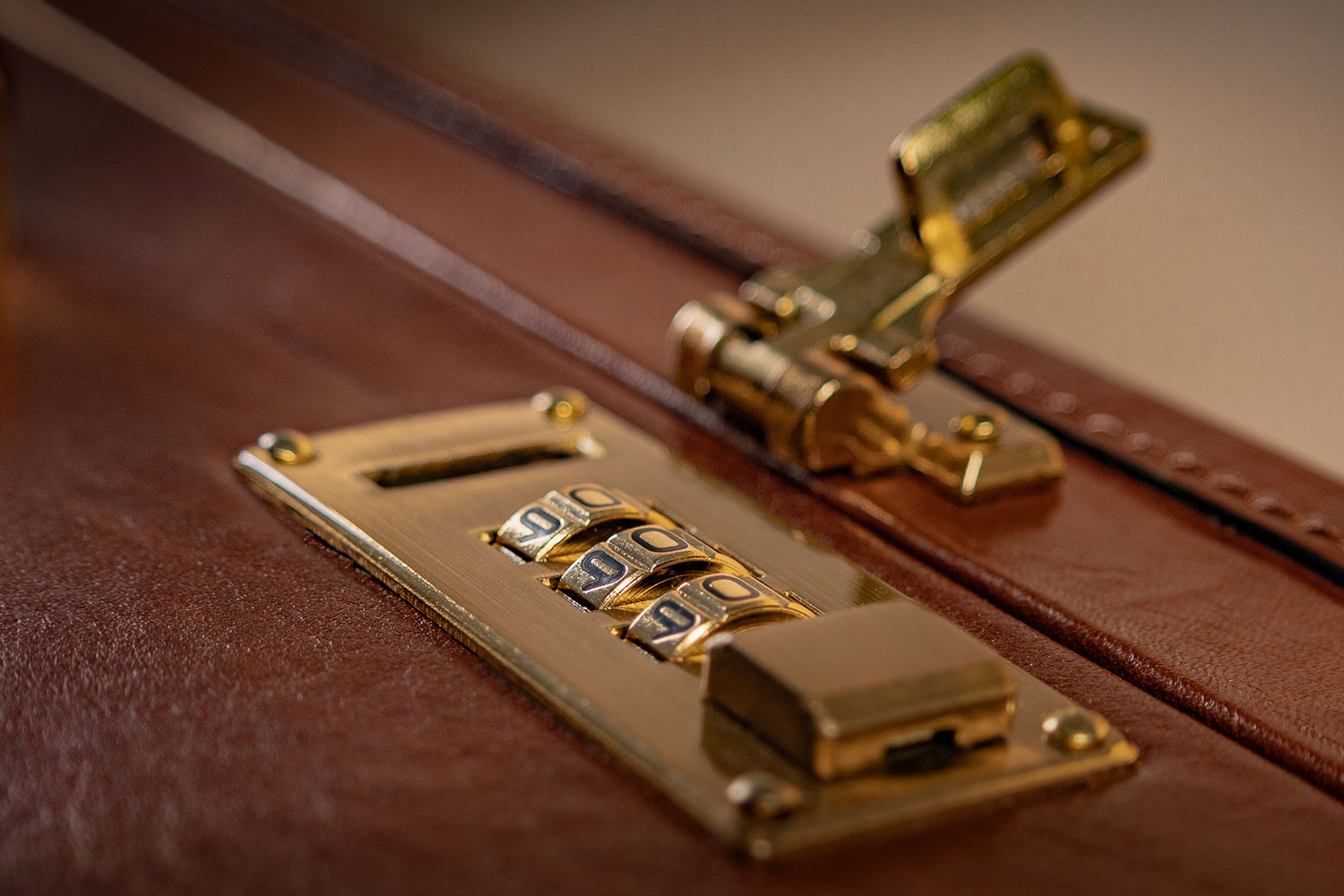 Luxury attaché briefcase with combination locks