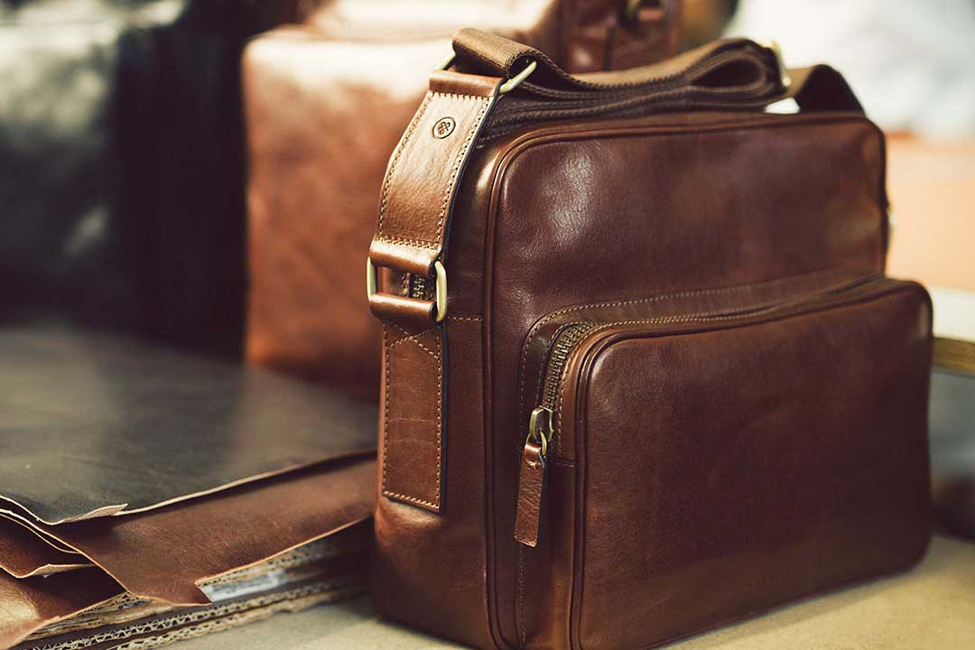 leather bags made in italy