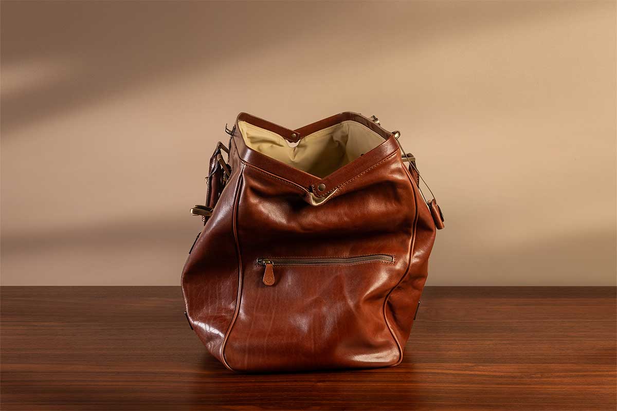 luxury tan brown leather travel bag for men