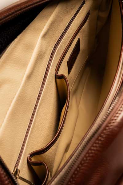 organisation pockets for documents and accessories