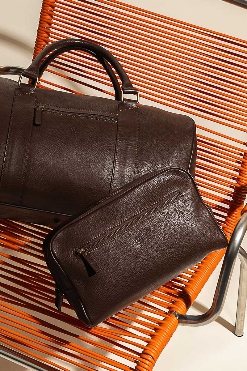 mens luxury italian leather holdall brown