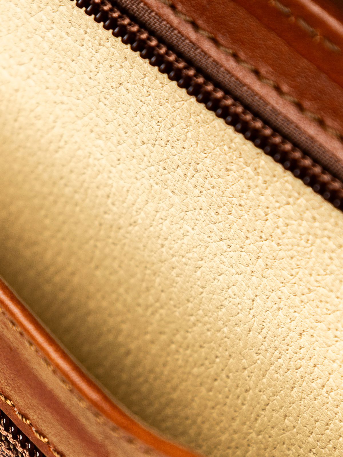 leatehr lining for mens leather document folder