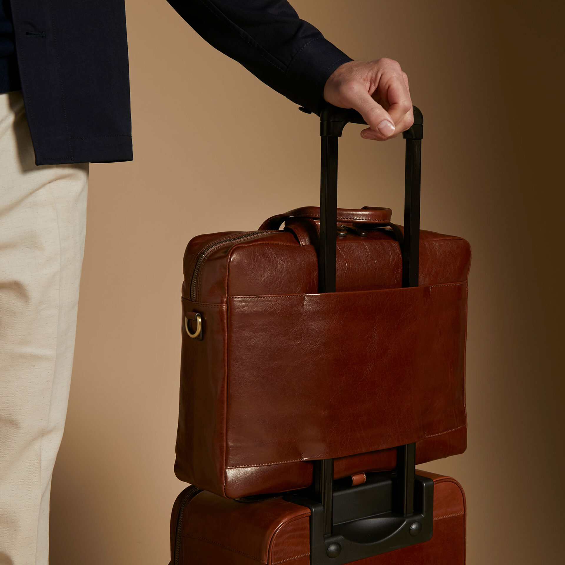 Tan Teramo leather laptop bag for work