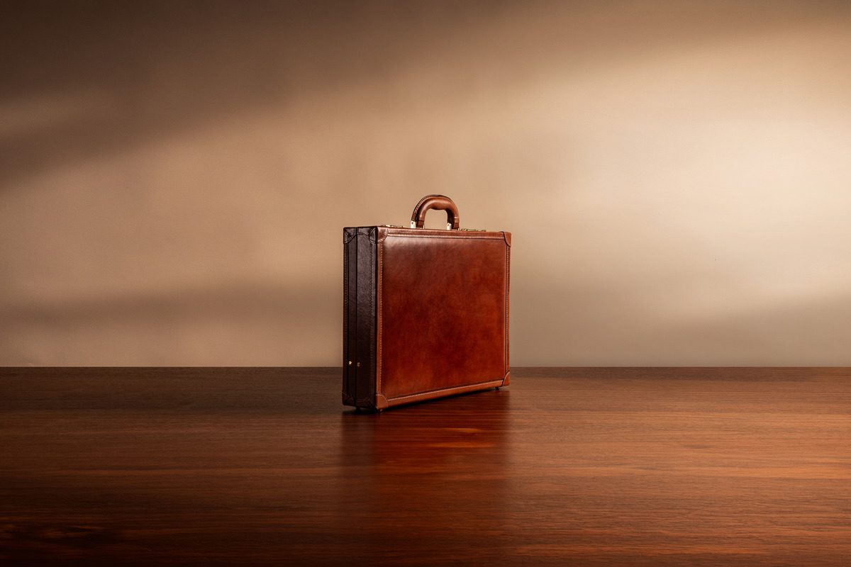 Front view of the Scanno attaché case showcasing its traditional silhouette